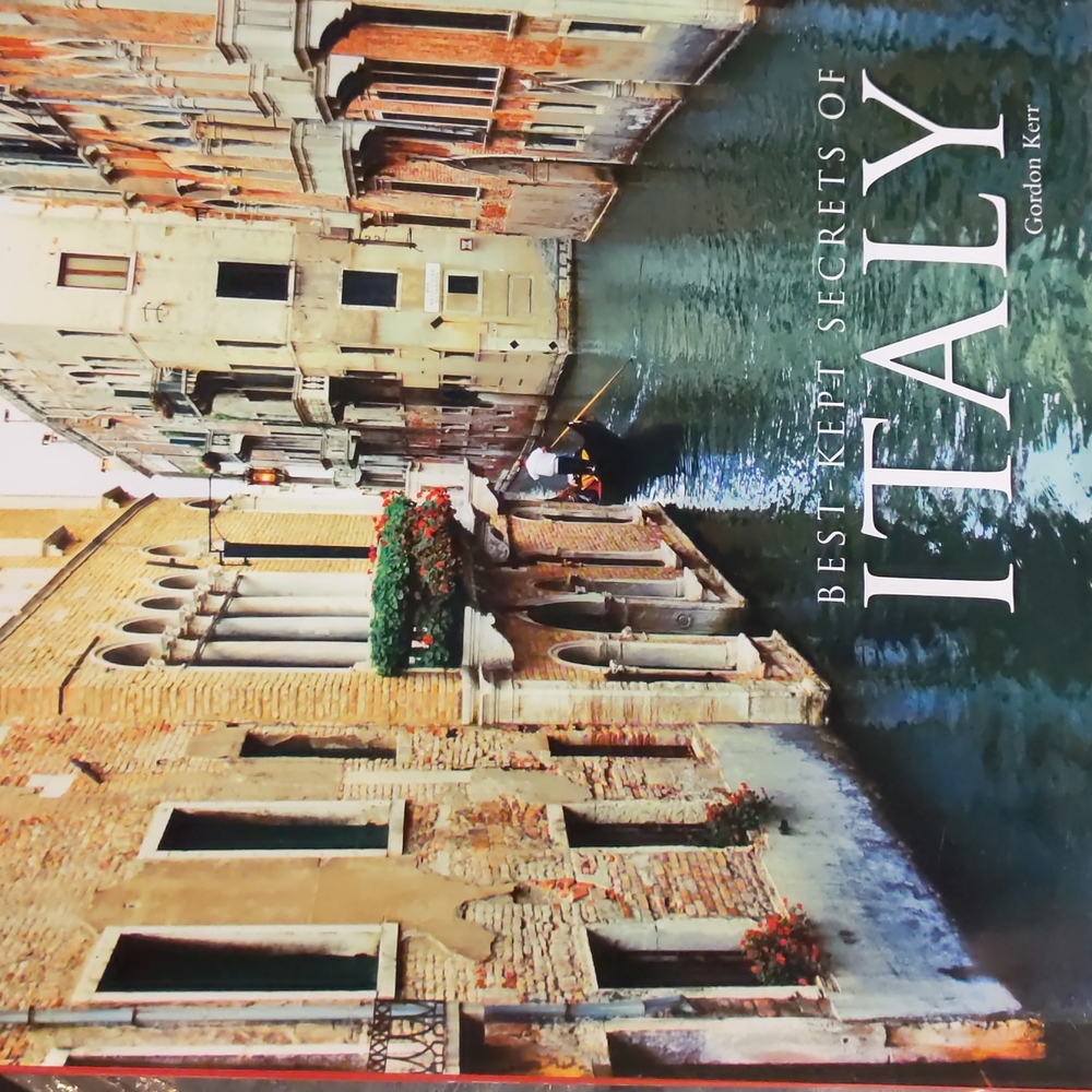 BNWT Best-Kept Secrets of Italy by Gordon Kerr - hardcover copy